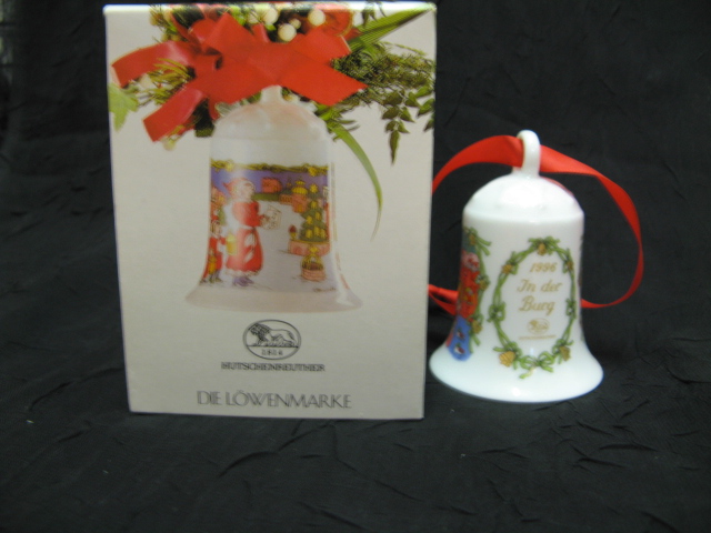 Hutschenreuther Weihnachts-Glocke Porzelan-Glocke 1996