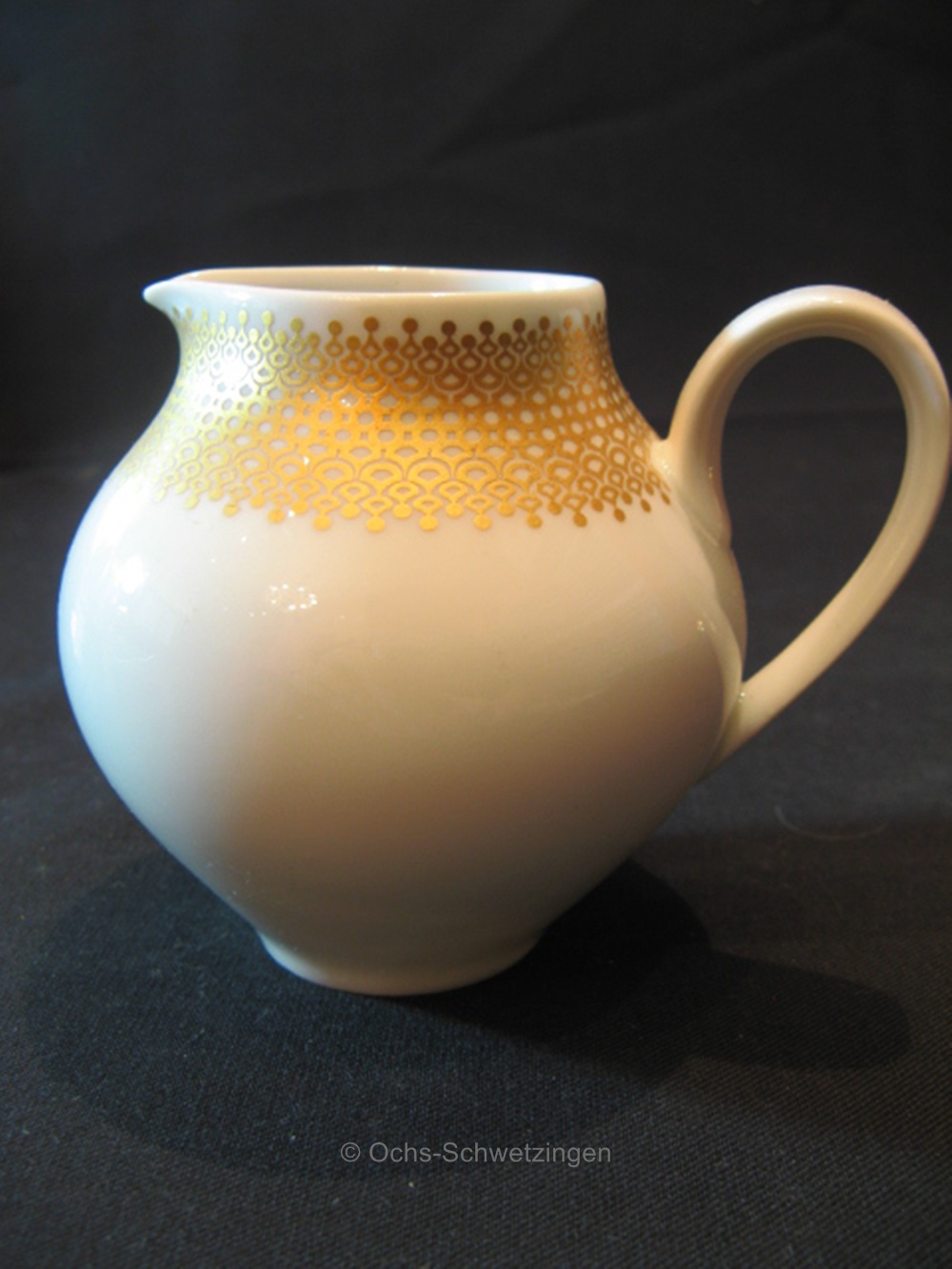 Hutschenreuther Charmant  Milchgießer  - Sahnekännchen  Höhe ca. 8,4 cm